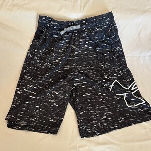 Under Armour Stylish Black Patterned boys Shorts